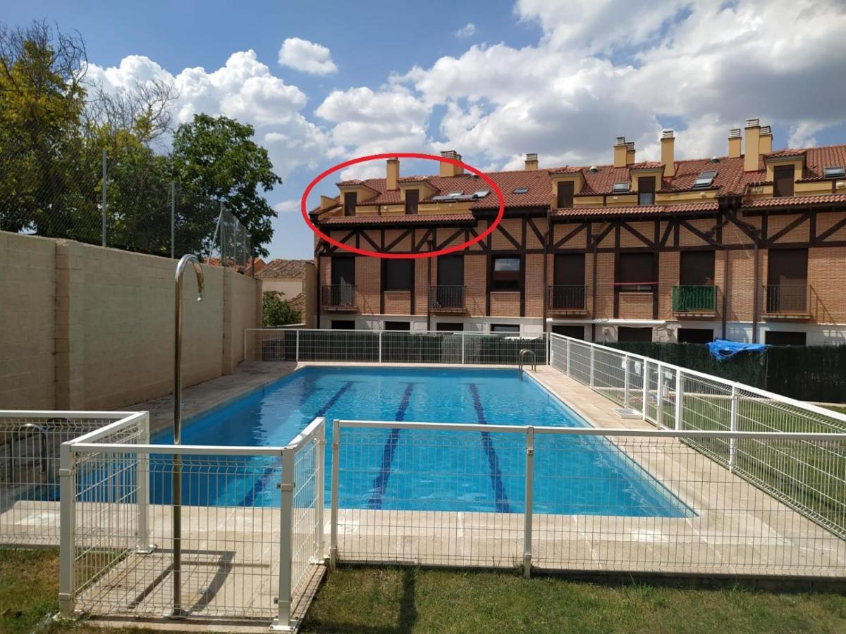 Апартаменти Vega-Aranda Fresnillo de Las Duenas Екстер'єр фото